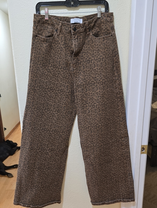 Mica Denim - High-Rise Wide Leg Jeans in Brown Leopard Print